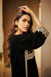 DA-1544 BLACK EMBROIDERED KURTA